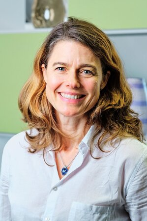 BRONWEN SAMSON