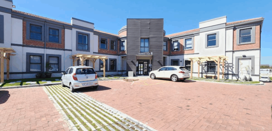 131m2 – 15 Boundary Road, Century City, Penthouse